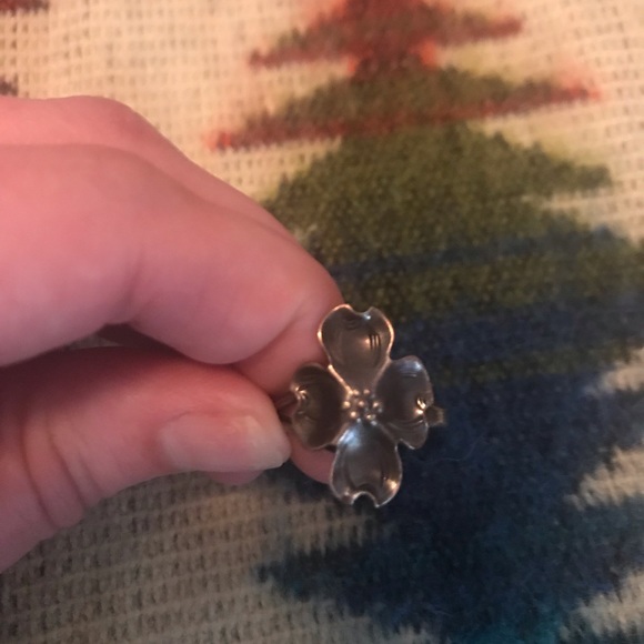 Vintage Four Leaf Clover Adjustable Ring - Picture 3 of 3